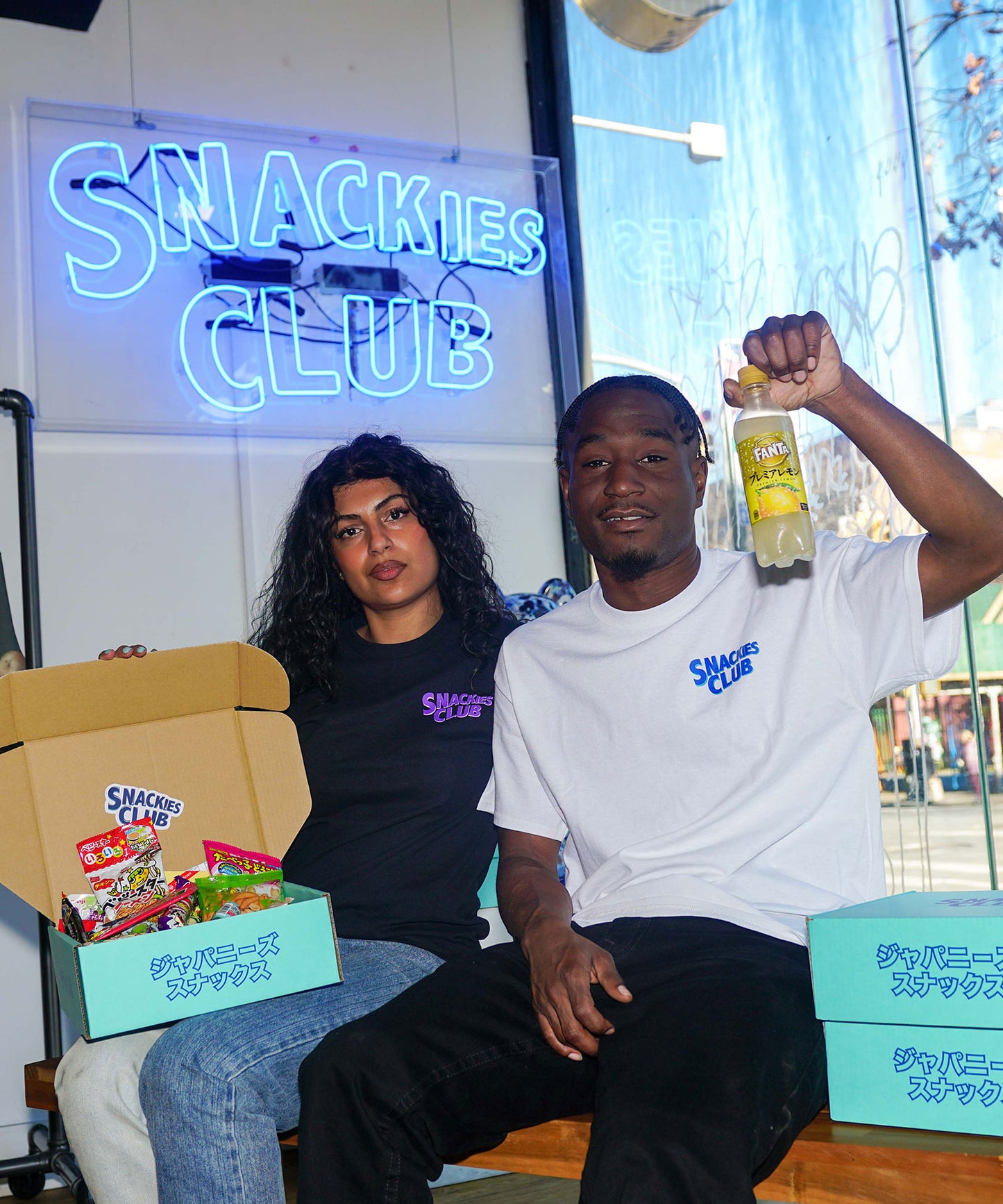SNACKIES CLUB TEE