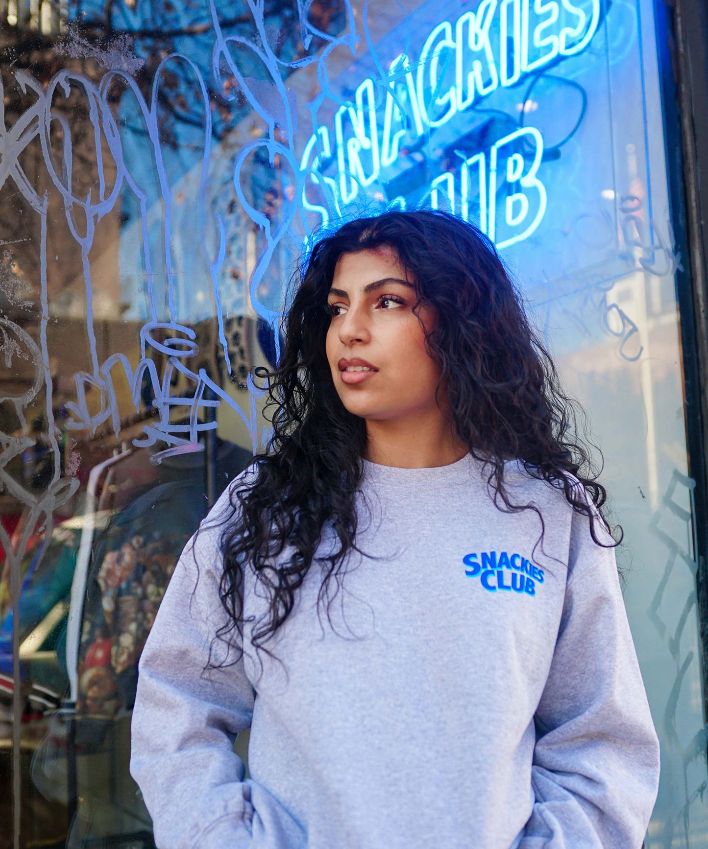 SNACKIES CLUB CREWNECK
